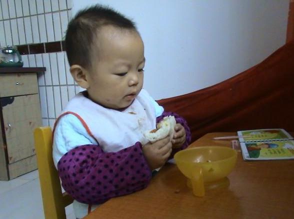 身高|医生点赞：妈妈从不给吃3物，健脾用1招7岁女孩身高1米4