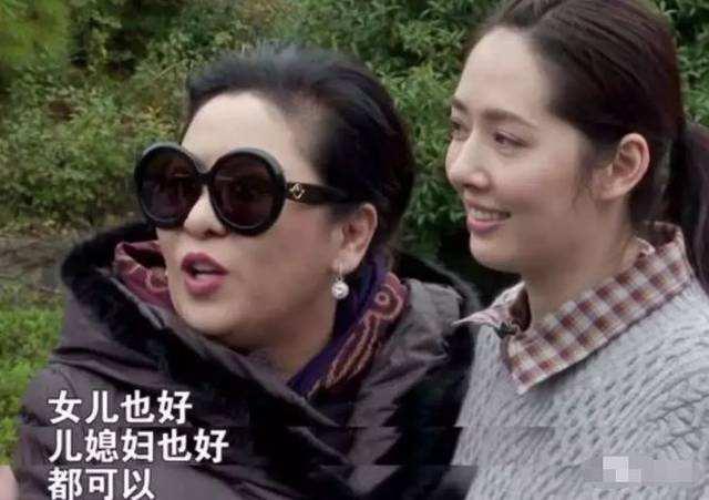 向太@她到底是在乎郭碧婷还是在意外界眼光?向太再一次为郭碧婷澄清