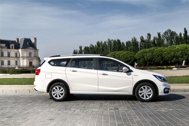 旅行车哪家强 3d149375c4ef48a297a94c5979a36aa1.jpeg