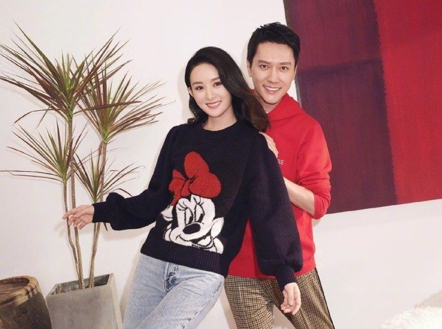 赵丽颖|原创赵丽颖晒海报官宣《中餐厅》阵容，黄晓明自侃五行多水，仍是店长