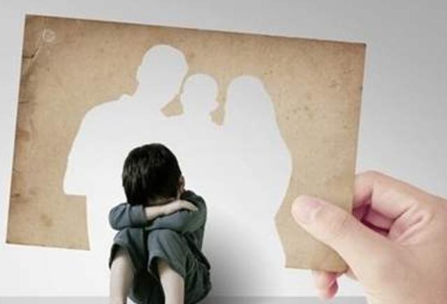 原创单亲家庭的孩子容易心理不健康?家长避开这3点,孩子更幸福