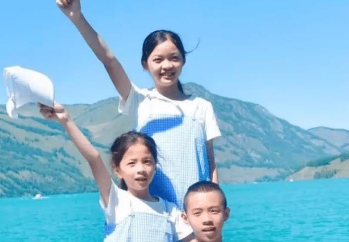 原创安徽台一姐周群晒女，女儿的作文直接暴露了周群和丈夫的感情！
