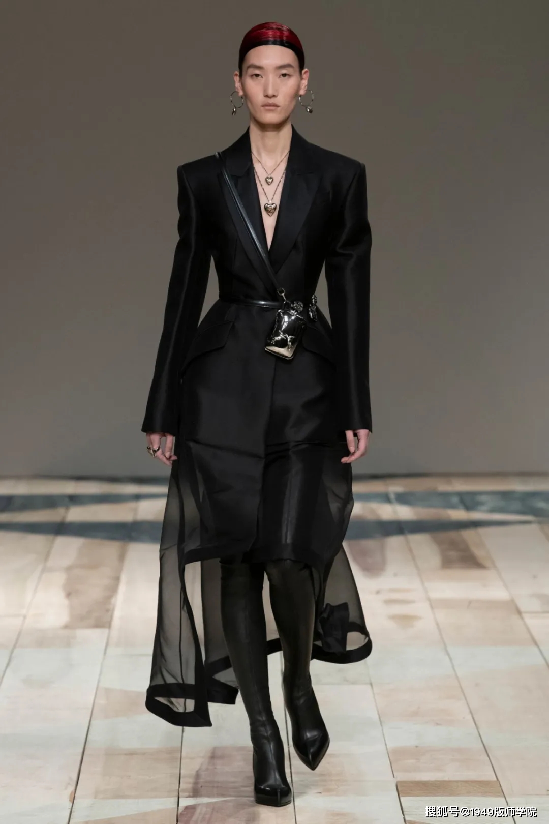 时装赏析alexandermcqueen2020秋冬时装秀