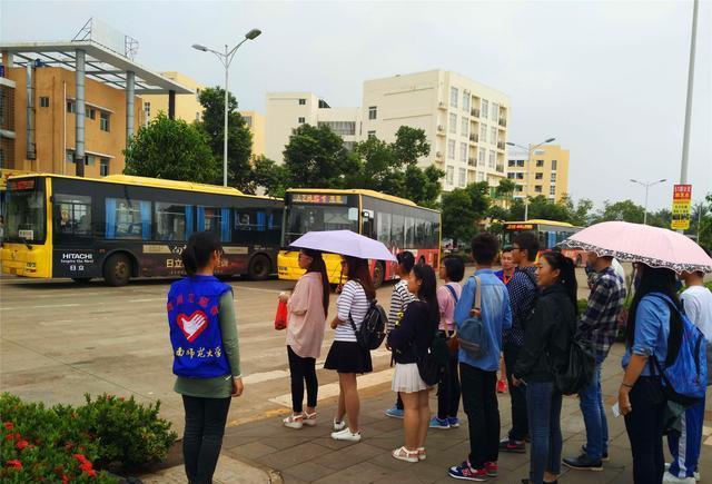 大学里“阴盛阳衰”，是时代的进步？还是男生的成绩跟不上？