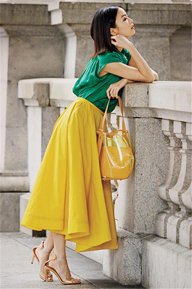 look:[6] 绿色无袖衬衫×黄色喇叭裙的靓丽搭配