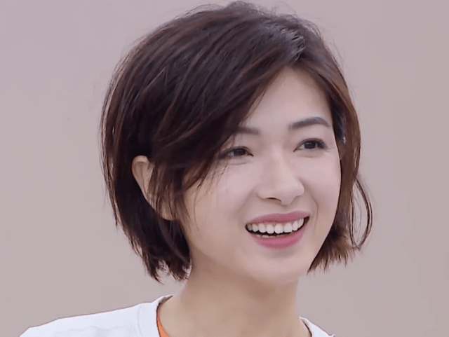 《浪姐》黄晓明为控场装严肃,被吴昕,沈梦辰拆台,万茜