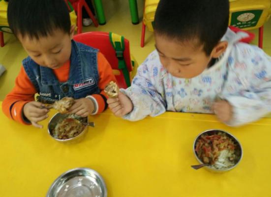孩子|说明消化有问题，专家：健脾消食靠1招孩子出现4种变化
