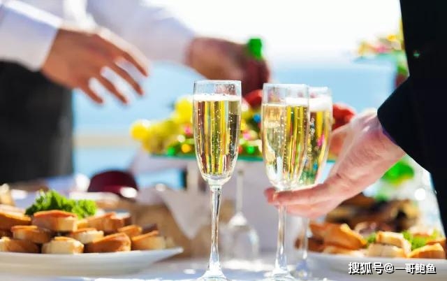 舒爽|你怎能不懂起泡酒，这样喝更舒爽炎炎夏日
