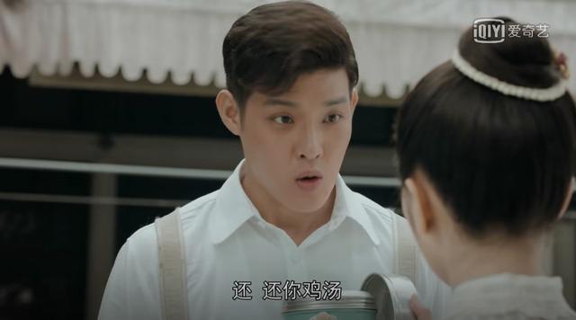 年月|《小娘惹》成年月娘霸气出场，“鸡汤cp”开始狂撒狗粮了