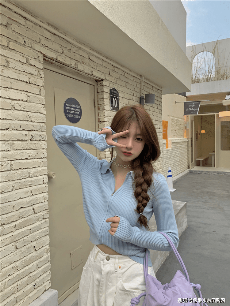 #针织衫#不仅能穿还超显瘦百搭~,夏天能穿针织衫吗?时髦精告诉你