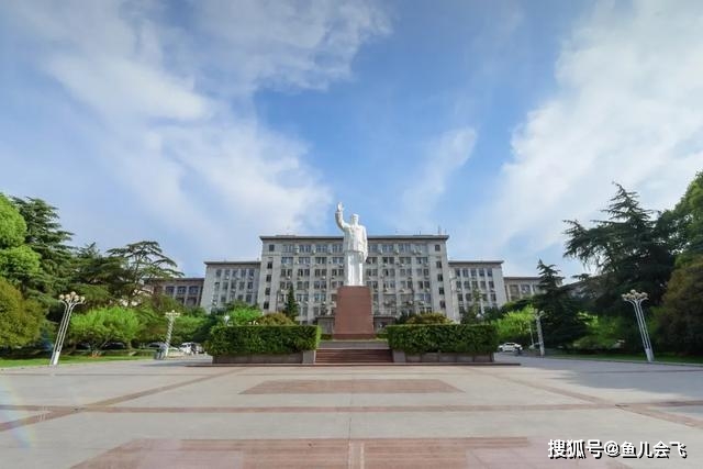 华中|武汉大学与华中科技大学哪个更好考？按历年高考录取分数线