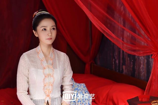 小娘惹|女人不用听天由命，一出好戏《小娘惹》，带来三代人的岁月之战