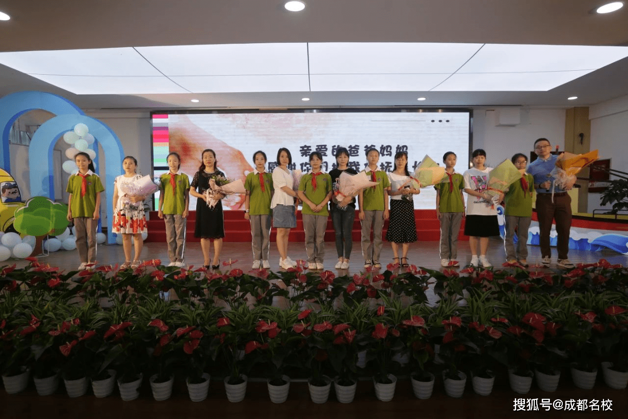 西区|棕西实验校，有一种最美的成长，叫“我在这里遇见更好的自己”！