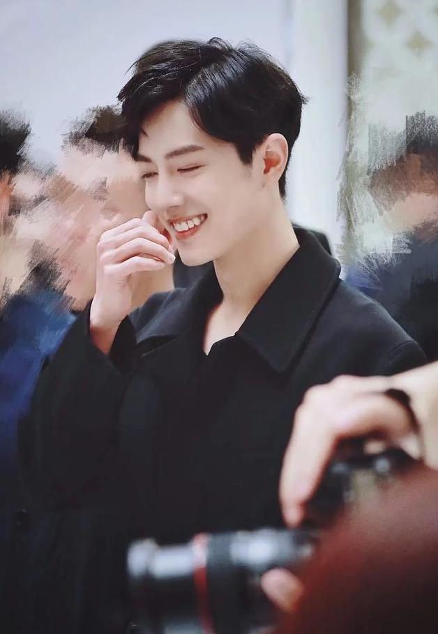 肖战好事成双，《光点》破吉尼斯记录，检察日