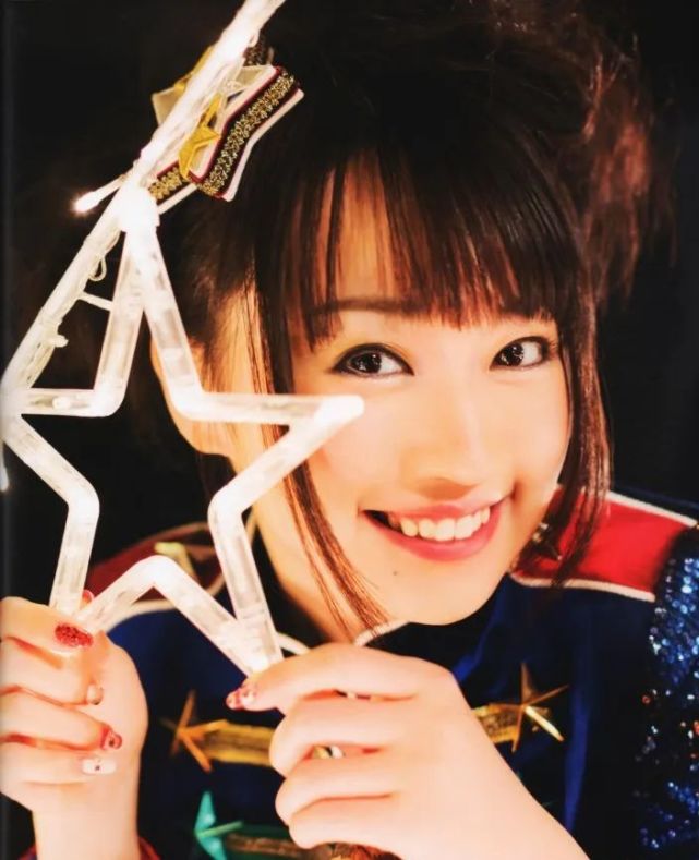 圈内人|恭喜！40岁知名女星突然宣布结婚，老公也是圈内人？