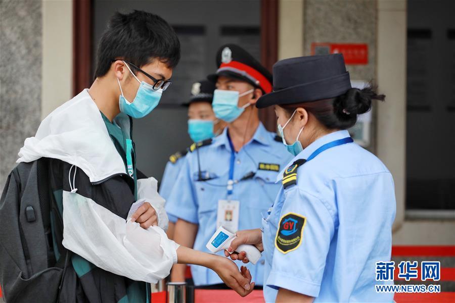 新华社|定格高考瞬间 ：这一刻，值得你永远记住