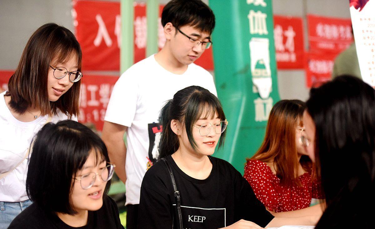 高考成绩公布前,还有4项工作必做,影响读大学,稳住心态不要浪! 高考成绩公布前,还有4项工作必做,影响读大学,稳住心态不要浪!