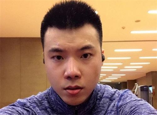 黄毅清因贩卖毒品被判刑15年，曾经举报薛之谦和