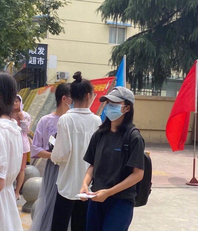 还给非常多张子枫在考取大学时候的意见
