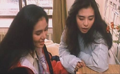 李若彤挑战古装新娘造型,如今还是最美的"小龙女"