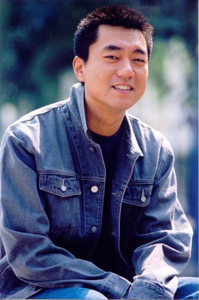 在生活中与他人遭遇冲突,向来脾气火爆的董勇选择了爆发