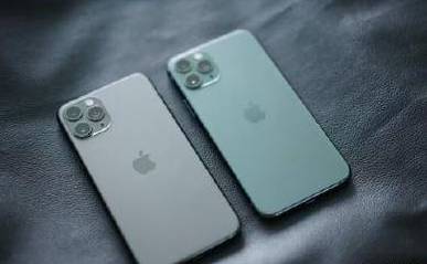 【消息人士：富士康将在印度投资10亿美元扩建工厂组装iPhone】