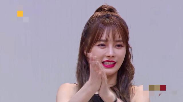 耳语|原创沈梦辰被淘汰时，吴昕顿时神伤离座，相拥耳语击碎多年不和传闻