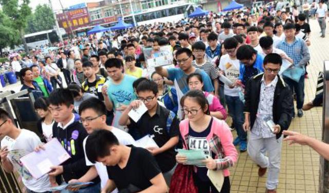 孩子高考结束后别忙着玩，报志愿、选专业的几条建议，不妨看看