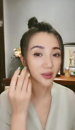 态度|原创阿朵发长文开直播谈淘汰,一改佛系态度,拉票复活欲望强烈