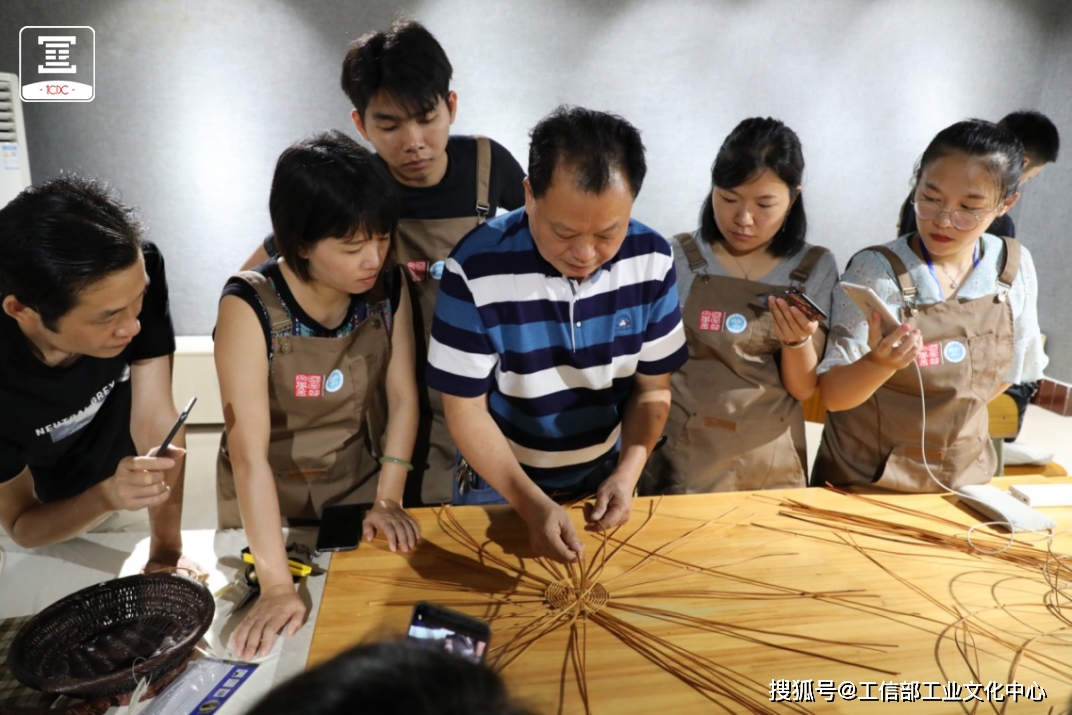 让芒编工艺焕发新活力