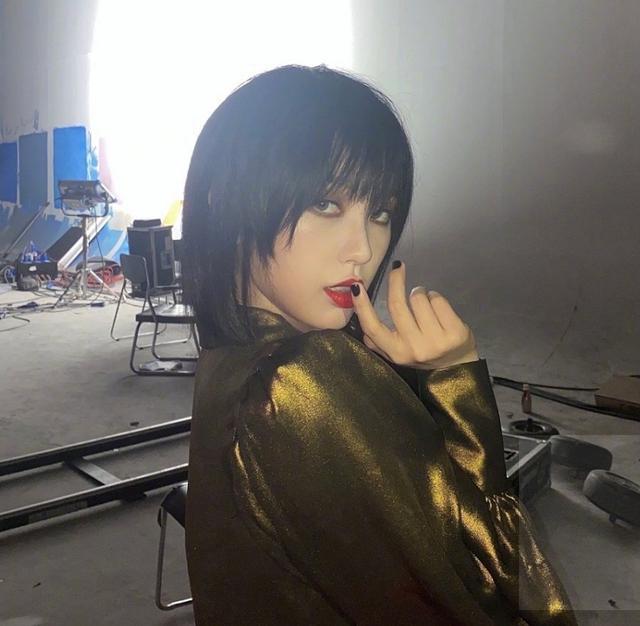 长发|虞书欣为什么一直是长发?看了她的超短发后,这不是同一个人吧