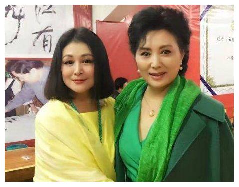 47岁的于月仙老公曝光,低调了20年的她,老公的长相不尽人意