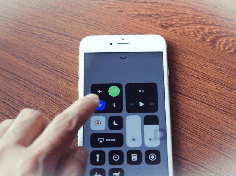 iphone 12关机键关不了 59595c3dfb3346e98e79623a6d290fd2.png