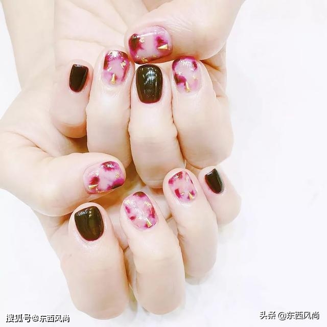 指甲|有个漂亮的美甲，不仅能提高指甲的气质，还能修饰手指更加漂亮