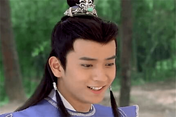 红光|女娲娘娘朝歌途中，挡住她云路的两道红光是啥？差些扭转封神局势