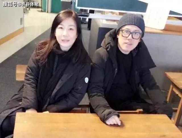 萧慧文婚纱_动漫婚纱情侣头像(2)