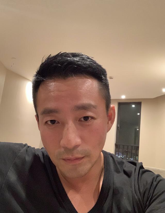 状态|原创汪小菲深夜晒16年旧照秀恩爱,感慨自己长皱纹,但大s一直都很美