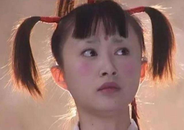 小龙女|原创盘点：雷人造型和明星纠缠一生，红得透顶的6大“当红小生”