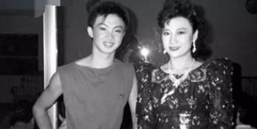 金星变性前曾有一妻子，离婚时已经怀孕，如今过得咋样了？