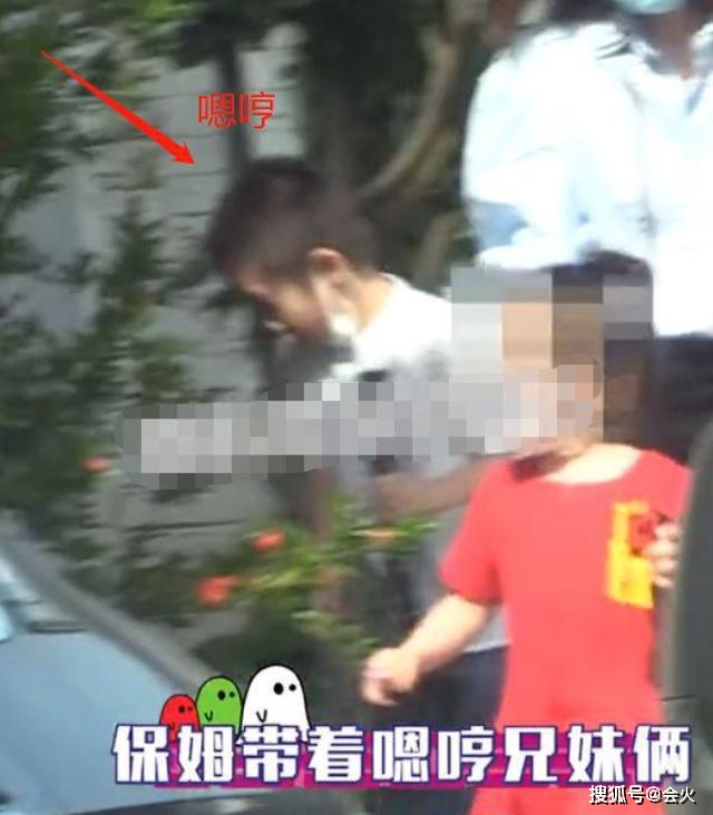 女儿|原创霍思燕女儿正面照首曝光？原来已经这么大了，嗯哼花式哄妹妹开心