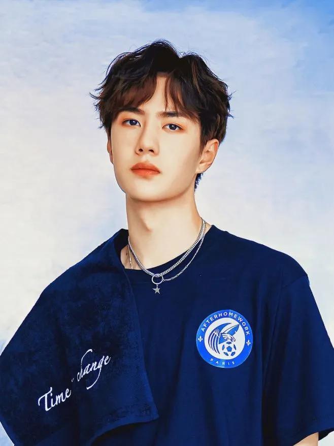 翟潇|原创R1SE快本选拔翻车了，重新定义“团魂”的意义！