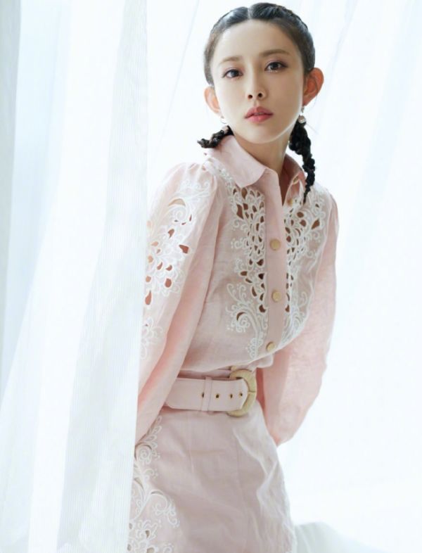 孟子义|《陈情令》唯一没捧红女演员，今靠“奶棍腿”逆袭，终于逆袭了