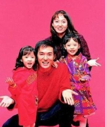 原创与妻子离婚,为争夺女儿抚养权,净身出户的焦恩俊,现如今如何? 原创与妻子离婚,为争夺女儿抚养权,净身出户的焦恩俊,现如今如何?