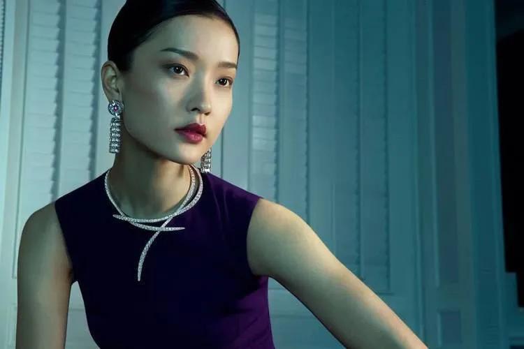 争议|杜鹃最新广告大片再上热搜惹争议，网友：杜鹃也太委屈了吧！