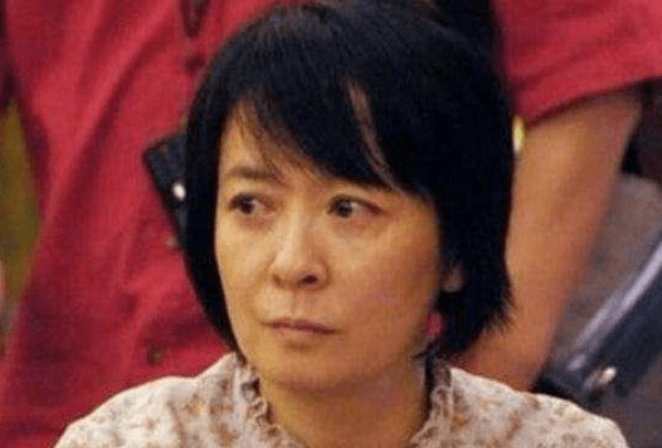 王京花捧红的演员 06cd4f7860bb443fb267d90cfb71a0f2.png