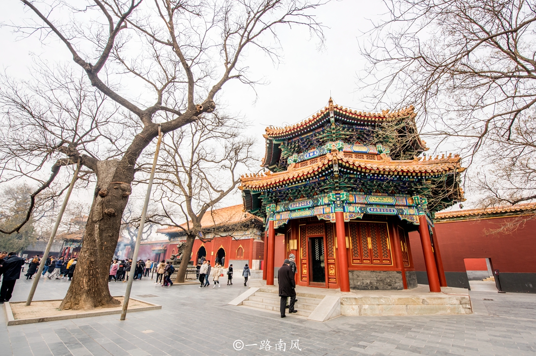 雍和宫|雍正登基前的豪华府邸，由康熙亲自赐建，没想到后来变成一座寺庙