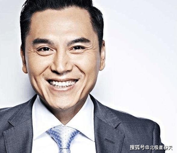 如此优秀且又异常低调的影视男演员,在感情和婚姻上又是怎样的呢?