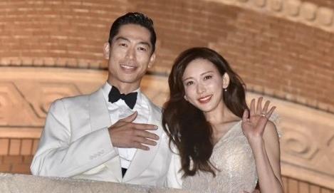 原创Akira曝婚后生活，下厨宠妻花样多，林志玲高情商称赞太甜蜜
