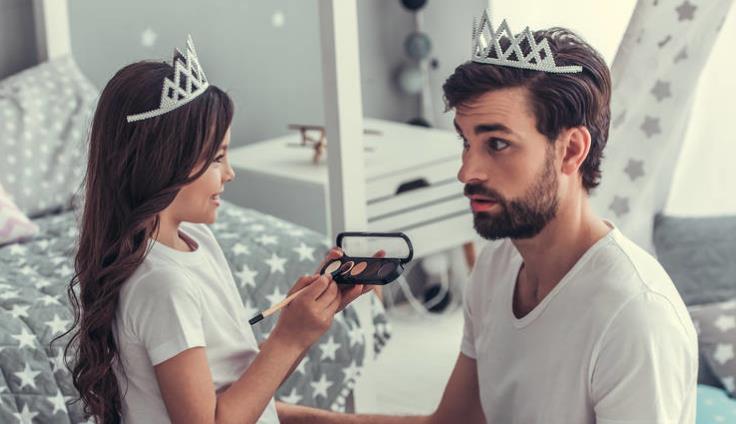 原创“我只有一个女儿,突然不想奋斗了”,十年后的他怎样了呢? 原创“我只有一个女儿,突然不想奋斗了”,十年后的他怎样了呢?