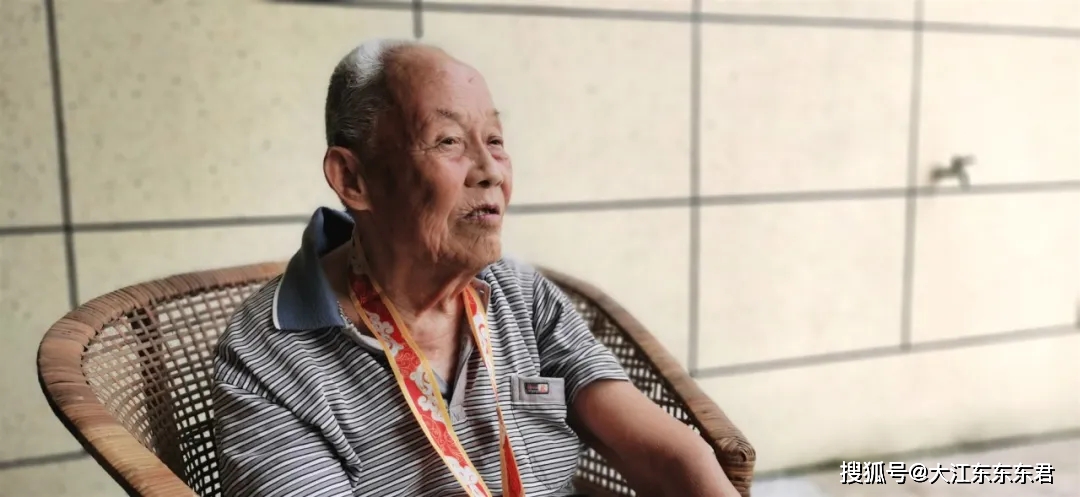 血色|记忆血色，不忘英雄！英雄老兵故事之高德渭：“子弹穿过了我的手臂、大腿